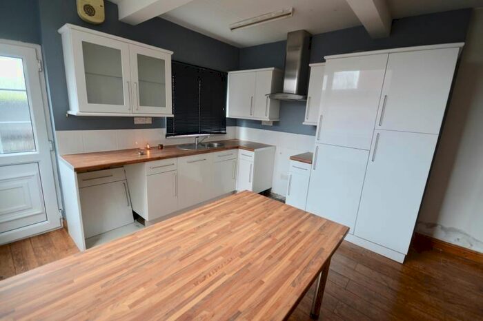 3 Bedroom Semi-Detached House To Rent In Gosling Gate Road, Goldthorpe, S63