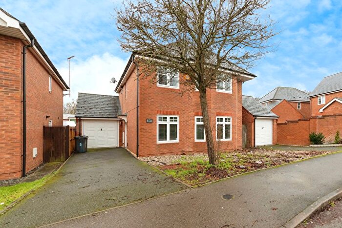 4 Bedroom Detached House For Sale In Vine Lane, Birmingham, West Midlands, B27