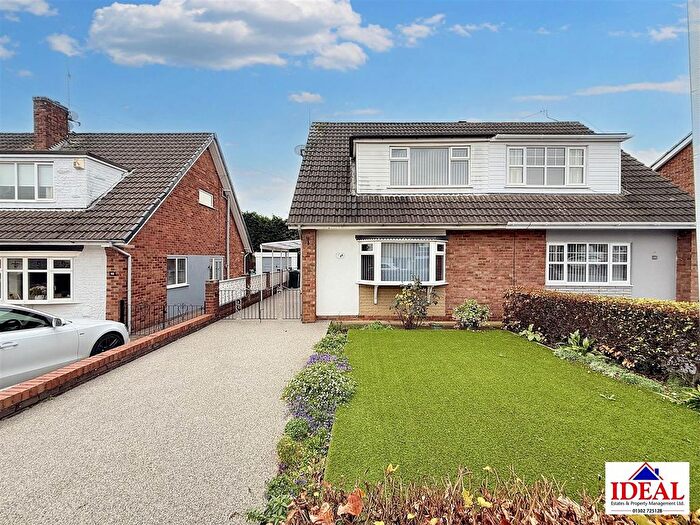 3 Bedroom Semi Detached Bungalow For Sale In Cambourne Close, Adwick-Le-Street, Doncaster, DN6