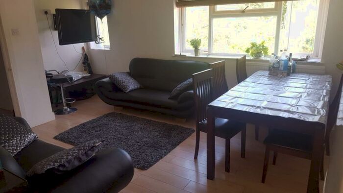 8 Bedroom End Of Terrace House To Rent In Grays Road, Oxford, Hmo Ready Sharers, OX3