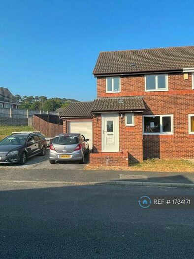 3 Bedroom Semi-Detached House To Rent In Dol Helyg, Pembrey, Burry Port, SA16