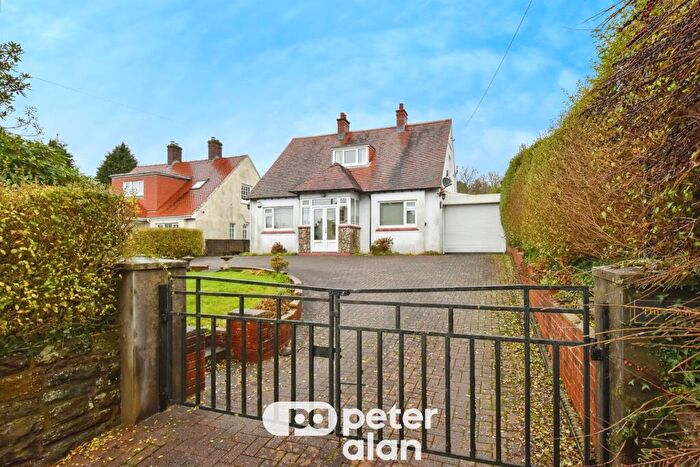 3 Bedroom Detached Bungalow For Sale In Llwydcoed Road, Aberdare, CF44