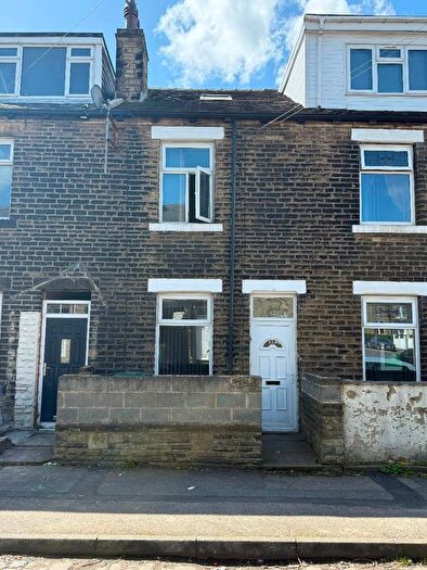 4 Bedroom Terraced House For Sale In Southampton Street, Bradford, BD3
