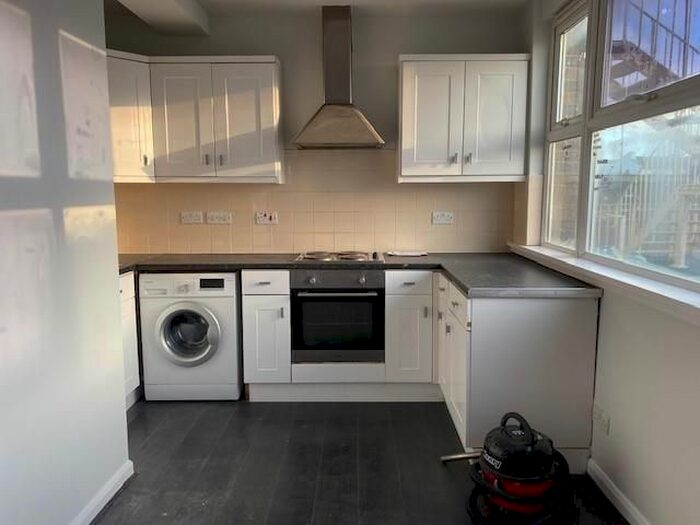 1 Bedroom Flat To Rent In Station Road, London SE25