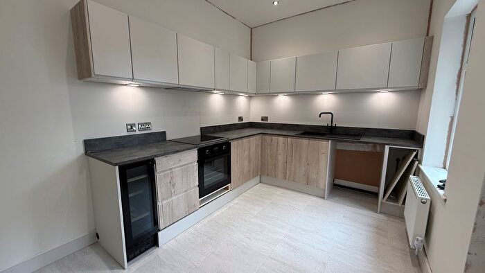 4 Bedroom Property To Rent In Doncaster Road, Mexborough, S64