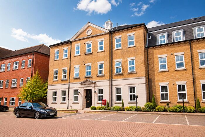 2 Bedroom Flat To Rent In Merlin House, Bakers Lane, Epping, CM16