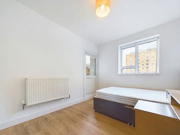 4 Bedroom Flat To Rent In Osnaburgh Street, Robert Street, Ucl, Lse, Regents Park, Regents Park, Camden, Euston, London, NW1