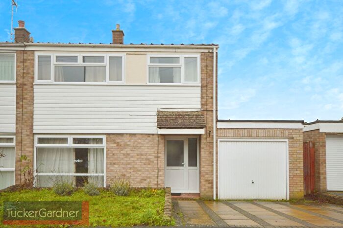 3 Bedroom Property To Rent In Caraway Road, Cambridge, CB21