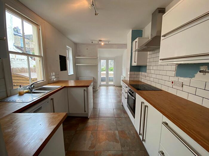 3 Bedroom House To Rent In Winchester Road, BS4
