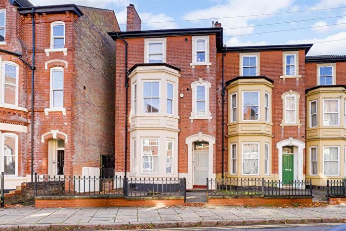 2 Bedroom Apartment For Sale In Burns Street, Nottingham, Nottinghamshire, NG7