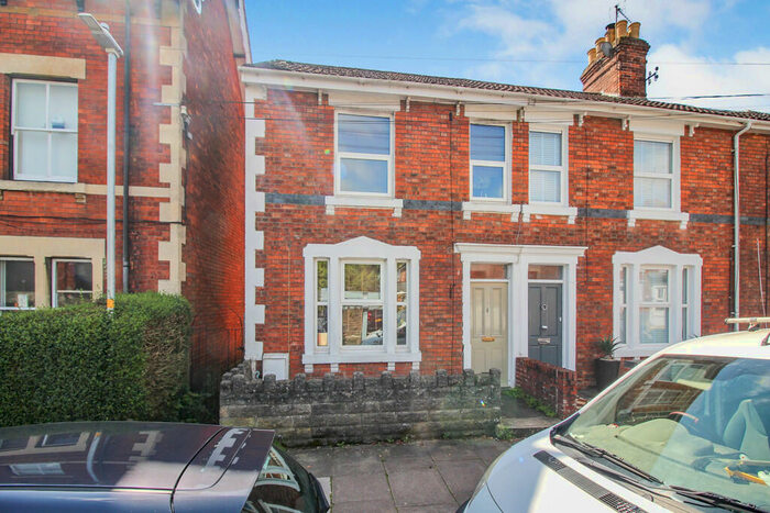 2 Bedroom End Of Terrace House To Rent In Lethbridge Road, Old Town, Swindon, SN1