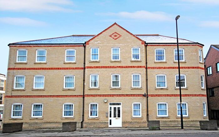 2 Bedroom Apartment To Rent In St Johns Street, Huntingdon, Cambs, PE29