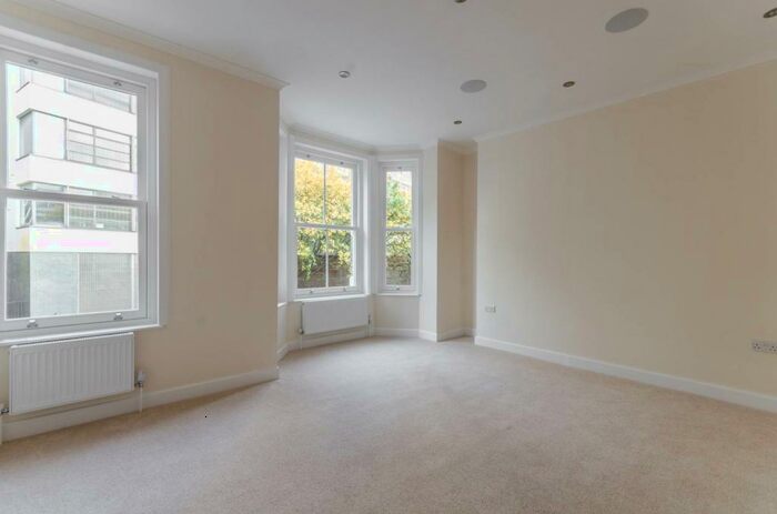 5 Bedroom House To Rent In Oswin Street, Kennington, London, SE11
