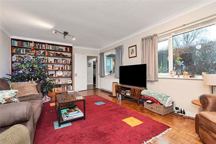 5 Bedroom Detached House To Rent In Wootton Way, Cambridge, CB3