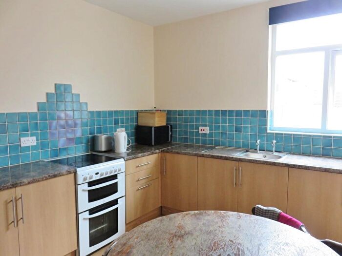 3 Bedroom Terraced House For Sale In Leonard Street, Hull, HU3