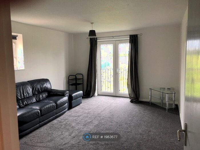 2 Bedroom Flat To Rent In Belmont Park, Bristol, BS7