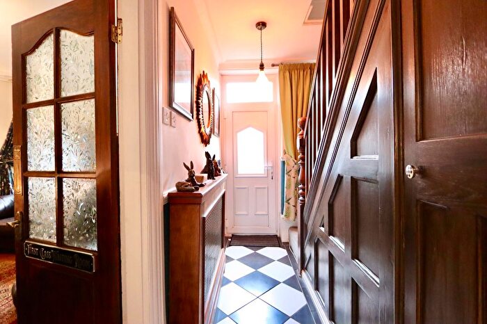 3 Bedroom Semi-Detached House For Sale In Park Place, Cross Keys, NP11