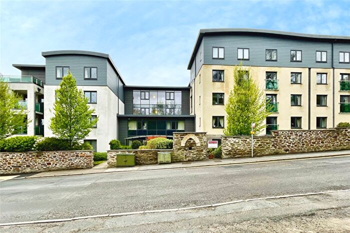 1 Bedroom Flat For Sale In St. Clements Hill, Truro, Cornwall, TR1