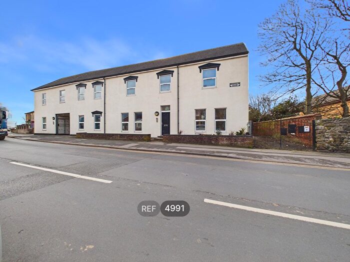 1 Bedroom Flat To Rent In Queen Street, Withernsea, HU19