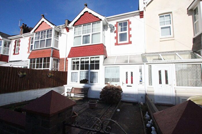 2 Bedroom Flat To Rent In Cadwell Road, Paignton, Devon, TQ3