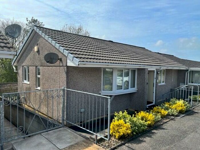 2 Bedroom Bungalow To Rent In Foxhole, PL26