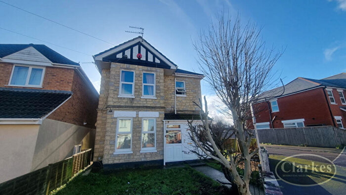 6 Bedroom Detached House For Sale In Kingswell Road, Bournemouth, Bournemouth, BH10