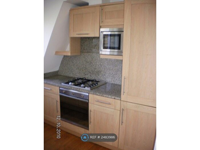 1 Bedroom Flat To Rent In Upper Richmond Rd, London, SW15