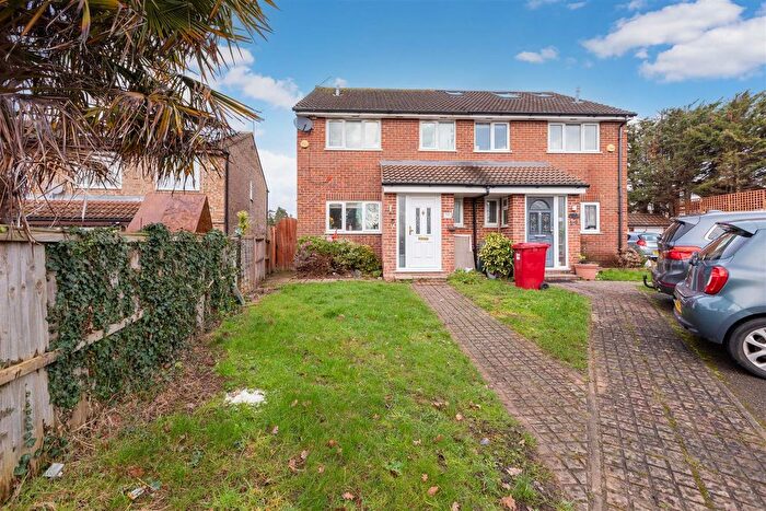 4 Bedroom Semi-Detached House For Sale In Sandringham Court, Burnham, SL1