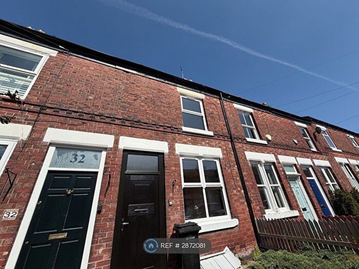 2 Bedroom Terraced House To Rent In Lyme St, Stockport, SK4