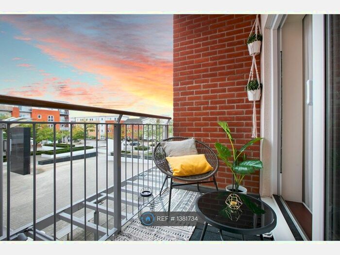 1 Bedroom Flat To Rent In Merrick House, Reading, RG2