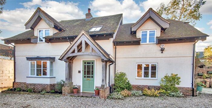 3 Bedroom Detached House For Sale In Maidstone Road, Lenham, Maidstone, Kent, ME17