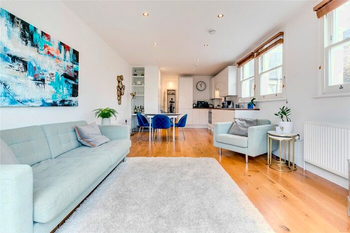 3 Bedroom Flat To Rent In Latchmere Road, The Shaftesbury Estate, SW11