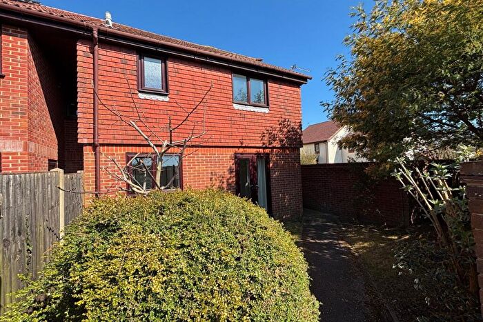 1 Bedroom End Of Terrace House To Rent In Sandringham Road, Petersfield, GU32