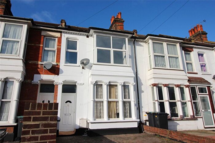 3 Bedroom Terraced House To Rent In Darnley Road, Gravesend, Kent, DA11