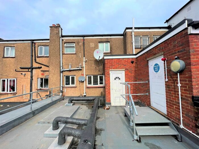 5 Bedroom Flat To Rent In Northolt Road, South Harrow, Harrow, HA2