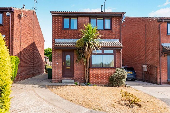 3 Bedroom Detached House For Sale In Fernleigh Drive, Brinsworth, Rotherham, S60