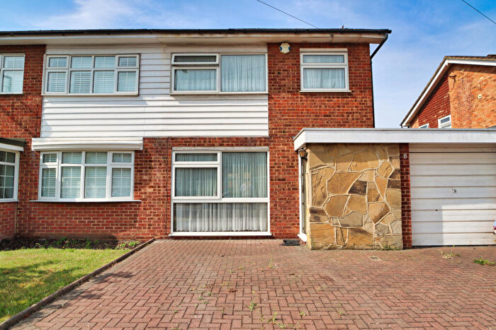 3 Bedroom Semi Detached House For Sale In Nicola Terrace, Long Lane, DA7