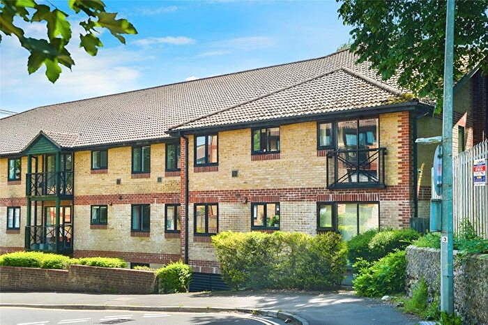 1 Bedroom Flat To Rent In Tongdean Lane, Preston, Brighton, BN1