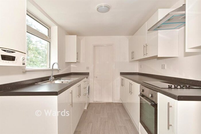 1 Bedroom Flat For Sale In Alma Road, Sheerness, Kent, ME12