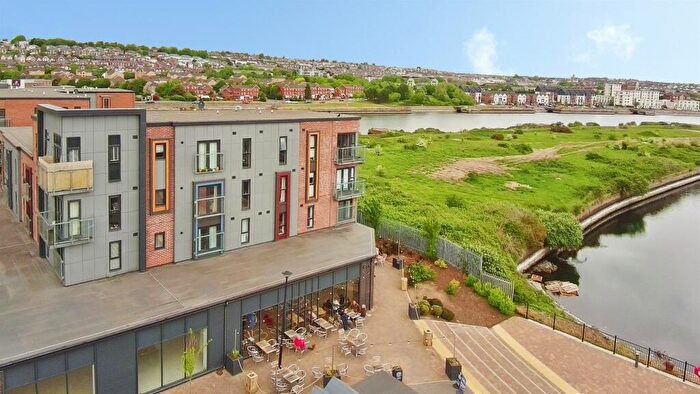 2 Bedroom Apartment For Sale In Neptune Road, Barry, CF62