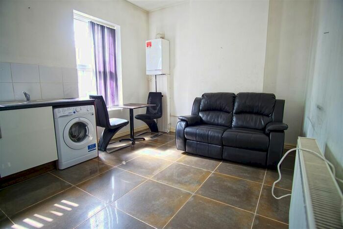 1 Bedroom Flat To Rent In Schleswig Street, Preston, PR1