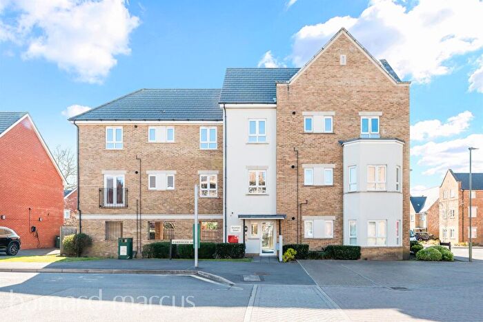 1 Bedroom Flat For Sale In Miller Place, Epsom, KT19