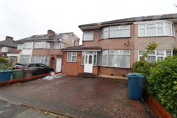 5 Bedroom Semi-Detached House To Rent In Langland Crescent, Stanmore, HA7