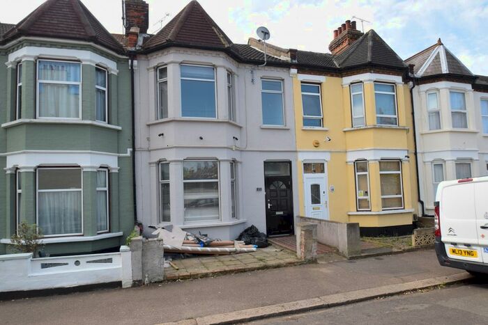 4 Bedroom Terraced House To Rent In Glenmore Street, Southend-On-Sea, SS2