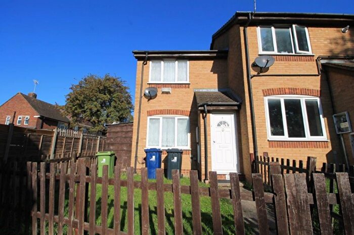 2 Bedroom Terraced House To Rent In Hornbeam Close, Northolt, UB5