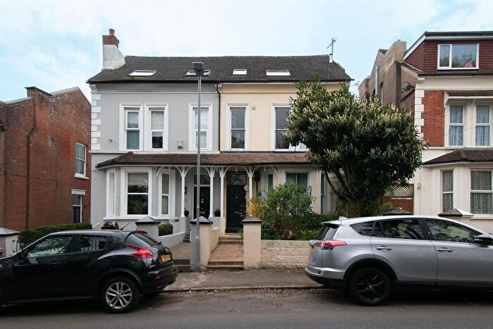 1 Bedroom Flat For Sale In Upper Park Road, St. Leonards-On-Sea, TN37