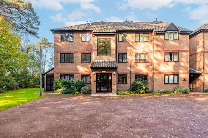 2 Bedroom Apartment For Sale In Plantation Drive, Sprowston, NR7