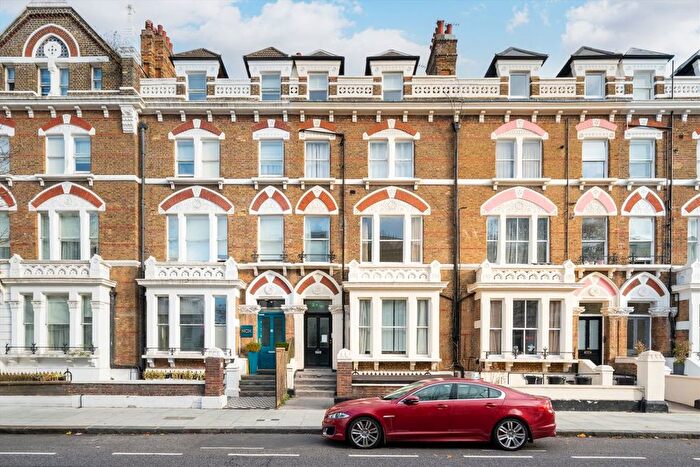 2 Bedroom Flat To Rent In Holland Road, Holland Park, W14