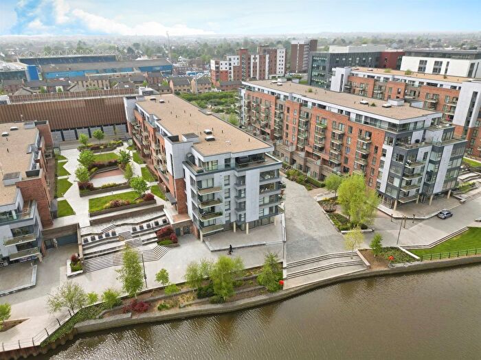 2 Bedroom Flat For Sale In Merlin Drive, Fletton Quays, Peterborough, PE2