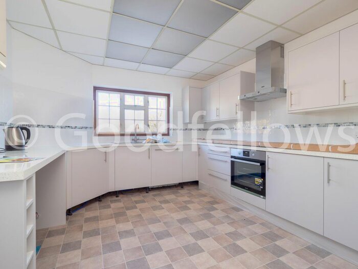 3 Bedroom Property To Rent In Stanley Park Road, Carshalton SM5